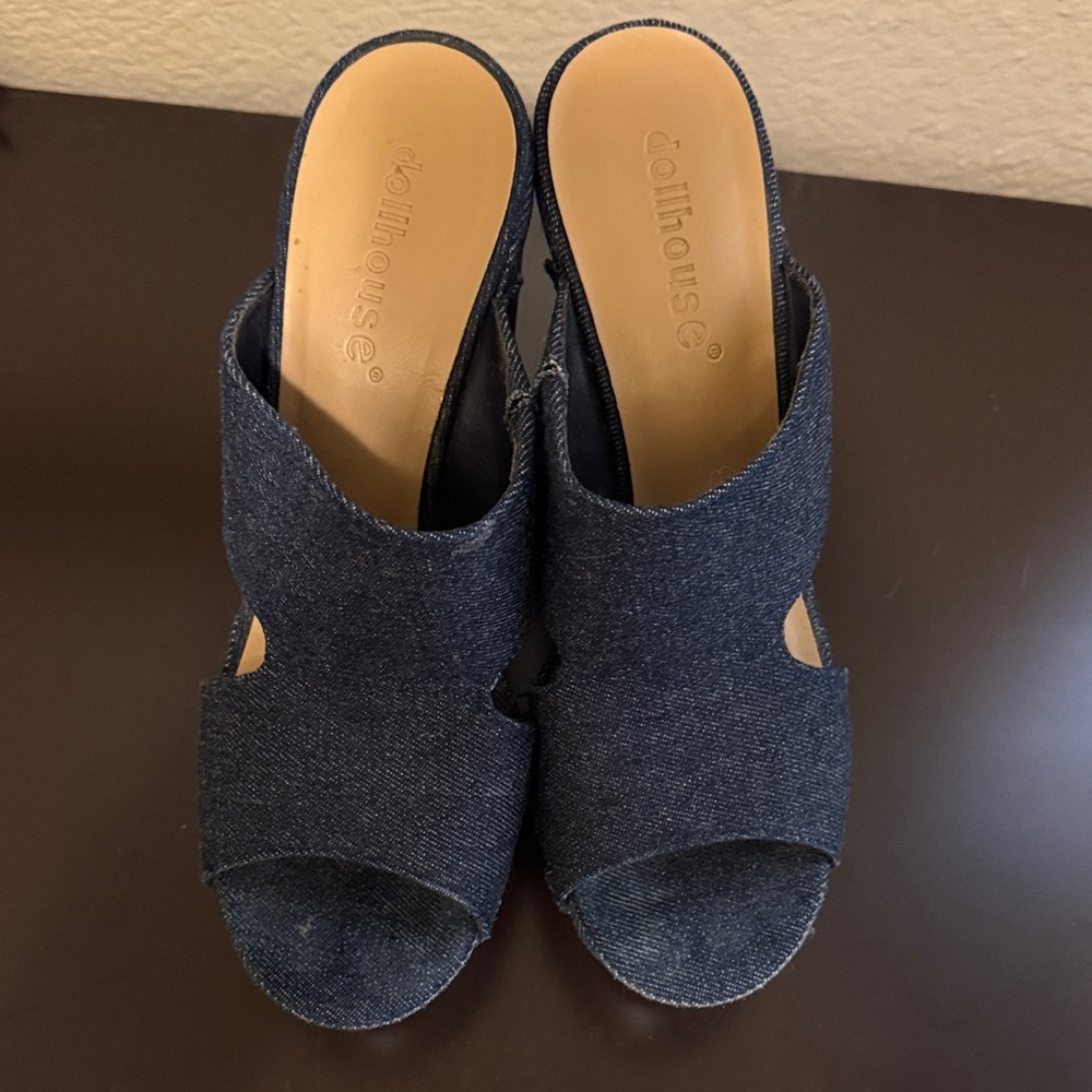 Dollhouse Dark Blue Denim Open-Toe Sandals - Picture 2 of 7